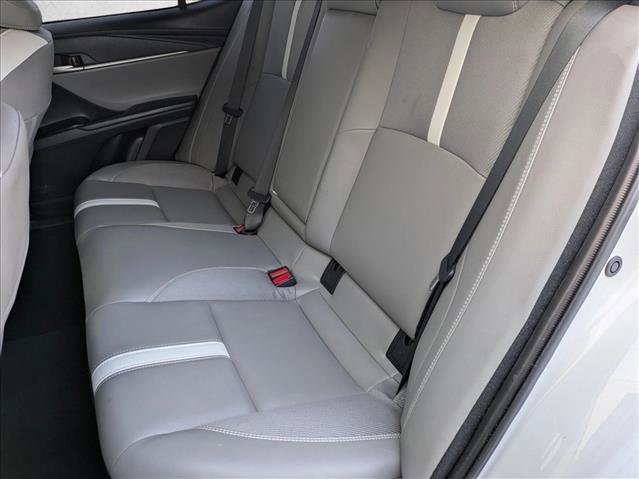Used 2025 Toyota Camry SE w/ Convenience Package image 18
