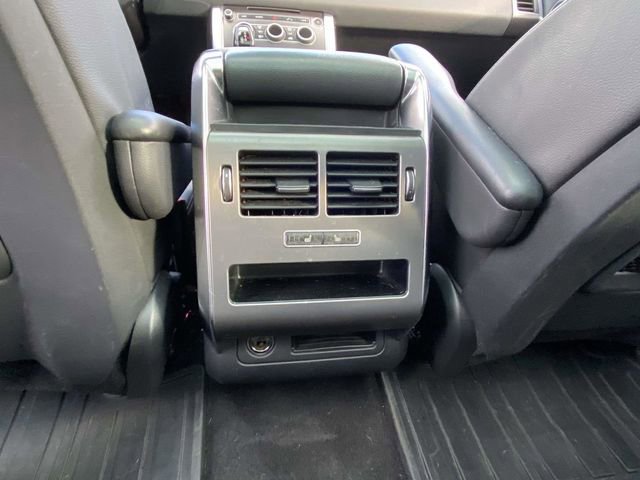 Used 2015 Land Rover Range Rover Sport SE image 10