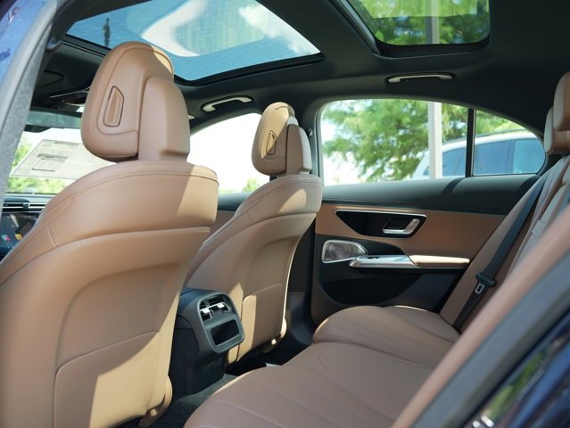 Used 2026 Mercedes-Benz E 350 4MATIC Sedan image 42