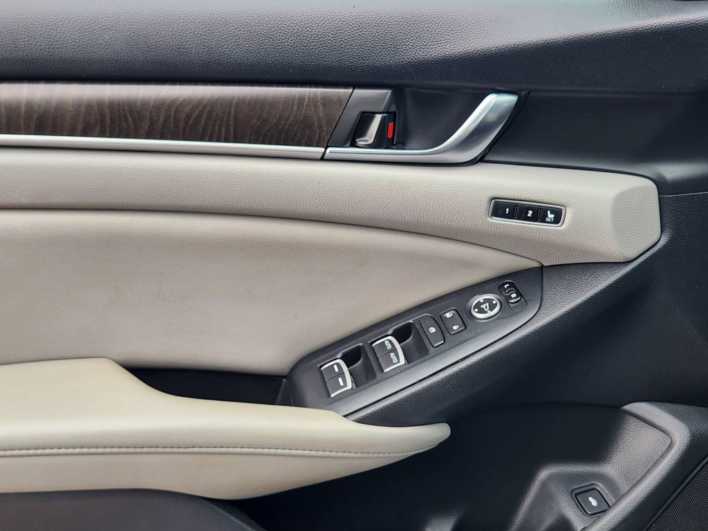 Used 2020 Honda Accord EX-L image 23