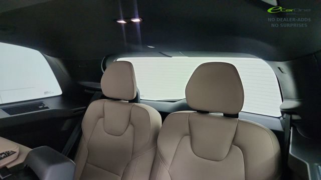 Used 2026 Volvo XC90 B5 Plus w/ Protection Package AWD/4WD image 48
