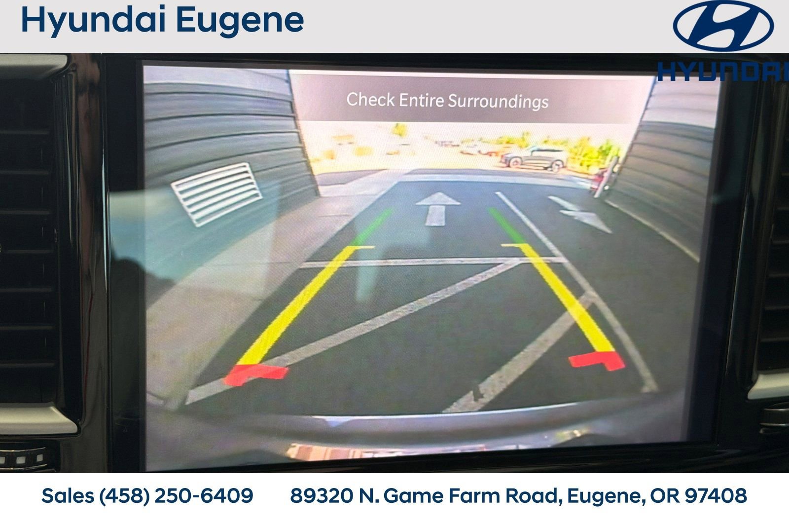 Used 2023 Chrysler Pacifica Touring-L FWD image 25