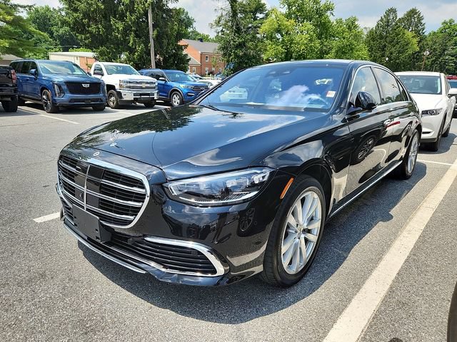Used 2023 Mercedes-Benz S 500 4MATIC w/ Warmth & Comfort Package image 3