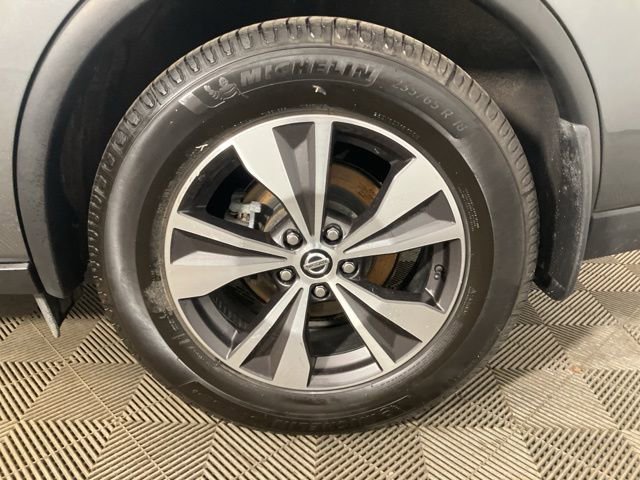 Used 2020 Nissan Murano SV image 24