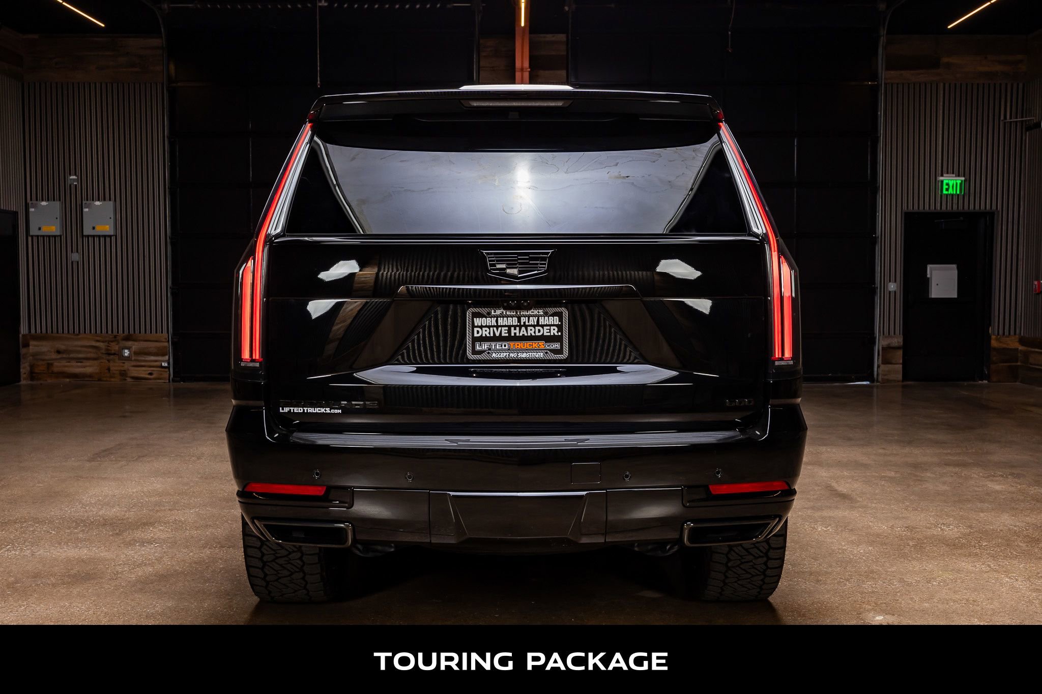 Used 2026 Cadillac Escalade Platinum Sport w/ LPO, ONYX Package image 8