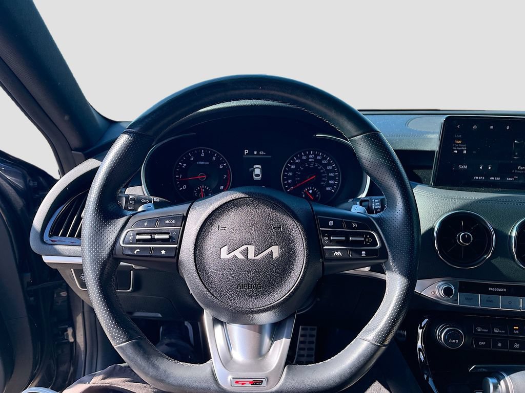 Used 2022 Kia Stinger GT-Line RWD image 11