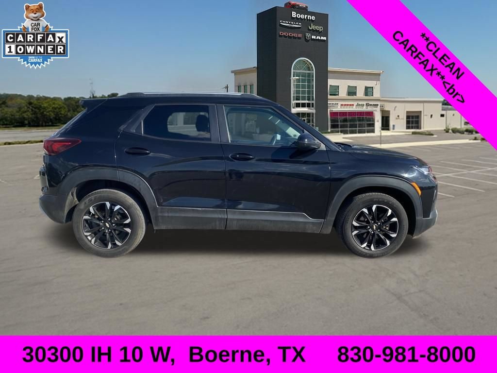 Used 2023 Chevrolet TrailBlazer LT w/ Convenience Package FWD image 2