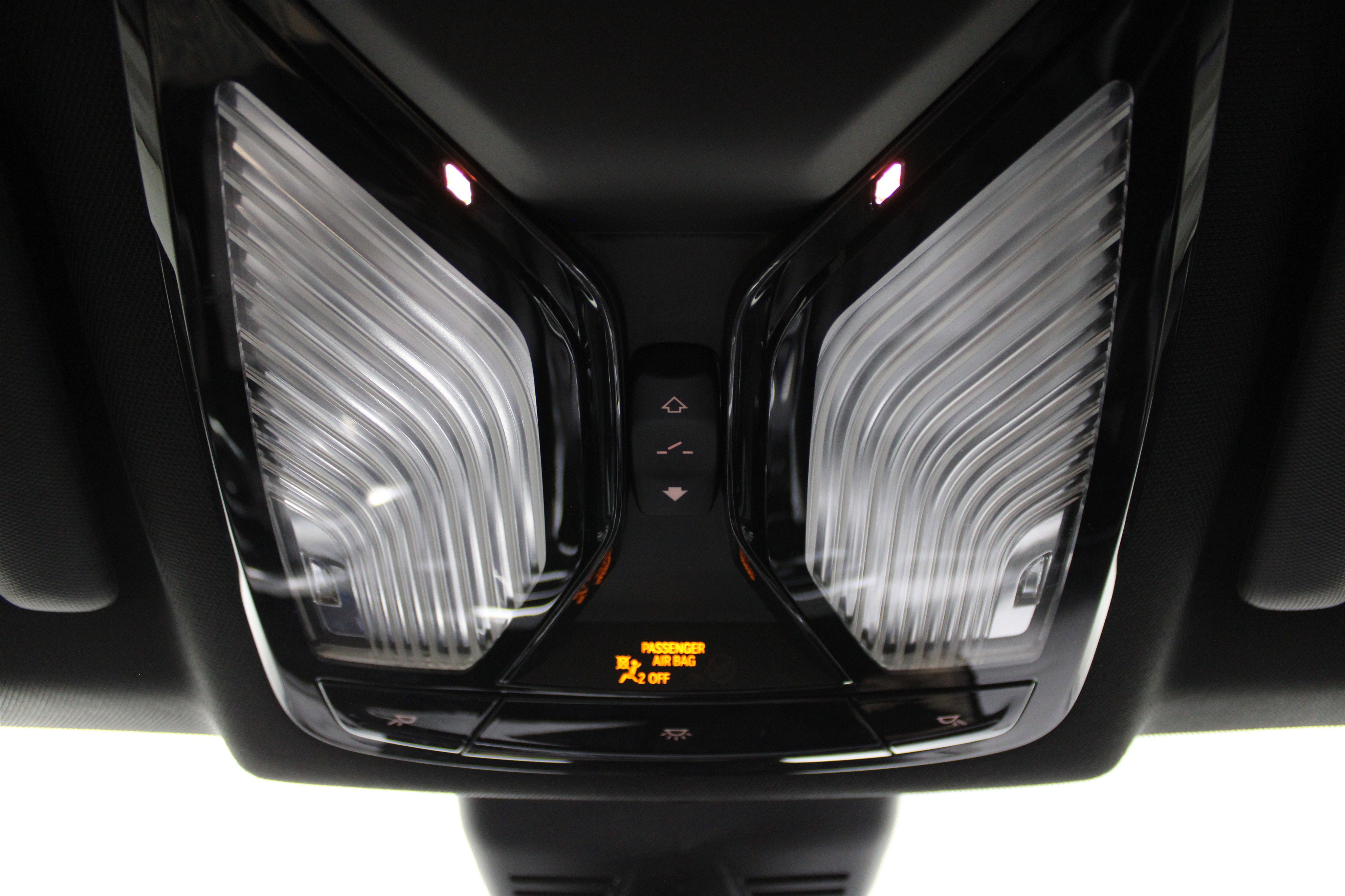 Used 2023 BMW 330i Sedan w/ M Sport Package image 24