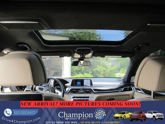 Used 2017 BMW M760i xDrive AWD/4WD image 9