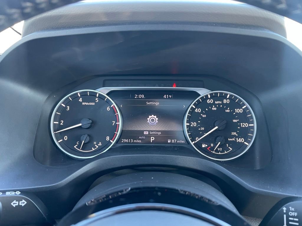 Used 2023 Nissan Rogue SL w/ SL Premium Package image 15