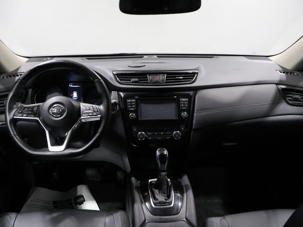 Used 2017 Nissan Rogue SL image 16