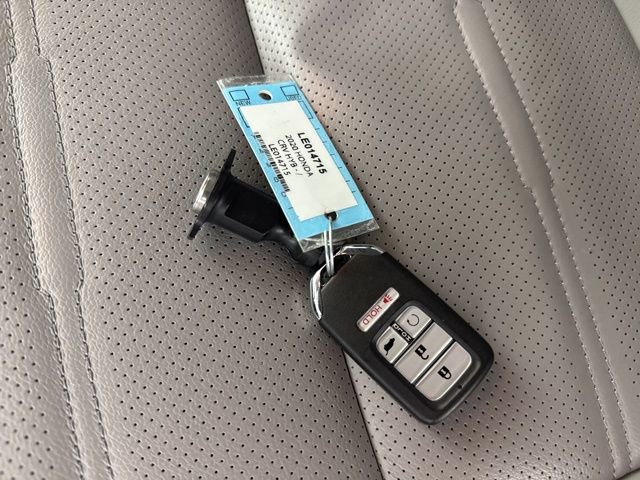 Used 2020 Honda CR-V Touring image 35