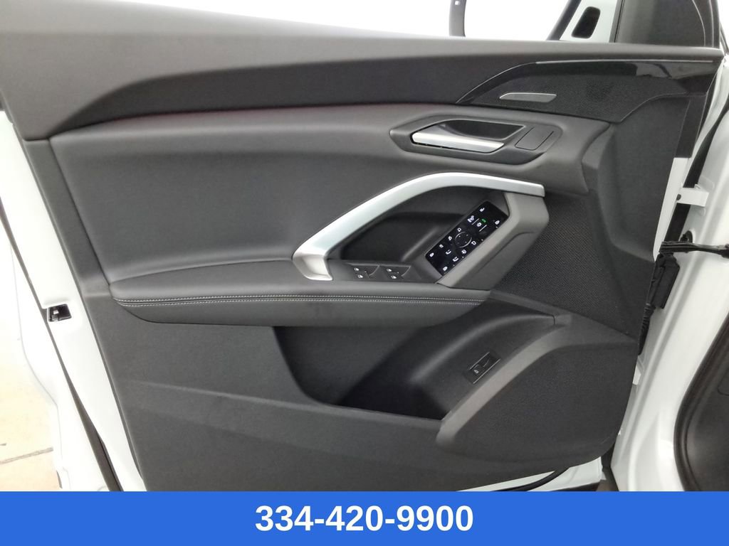 New 2025 Audi Q5 Premium Plus image 17