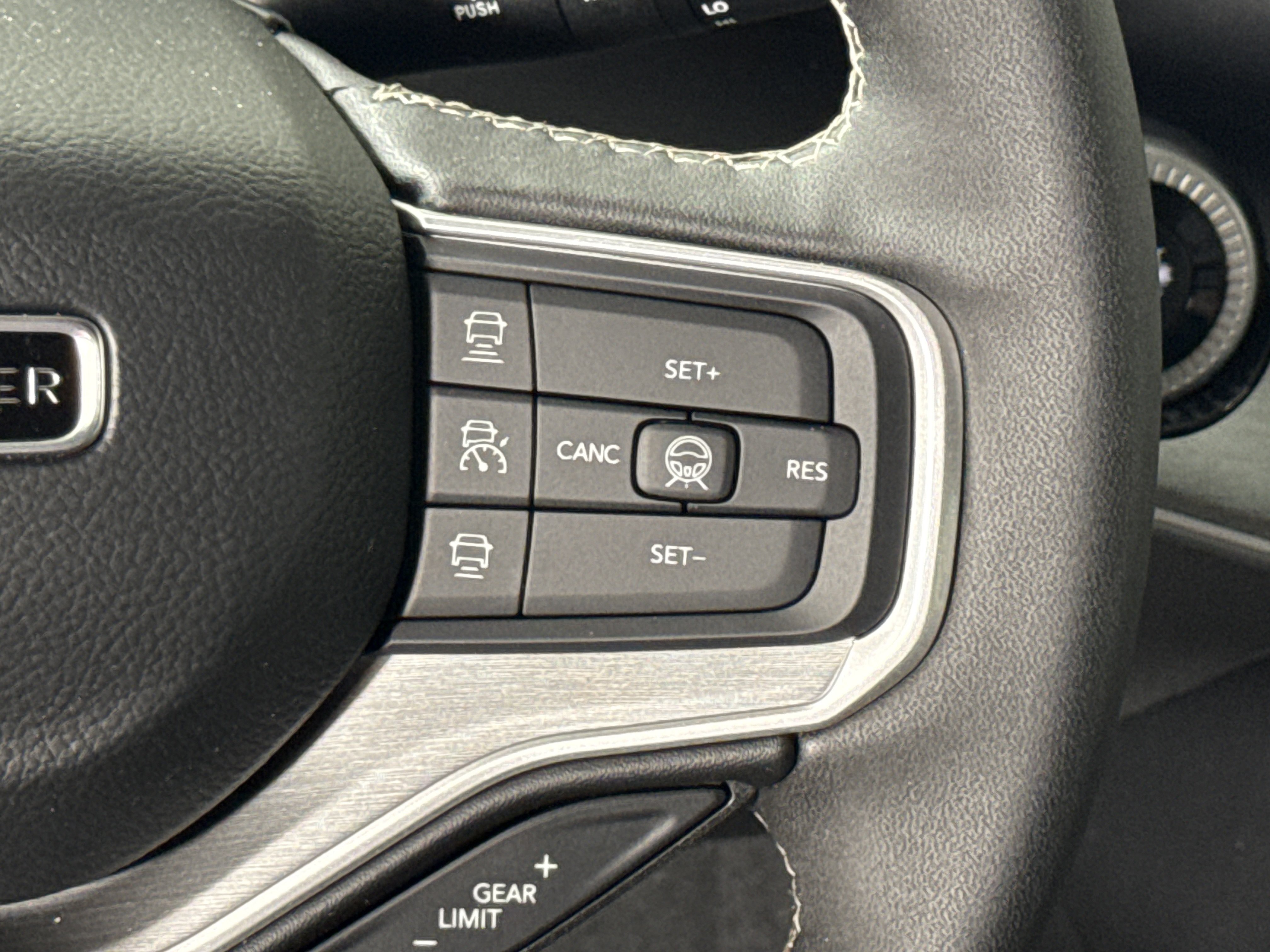 New 2026 Jeep Grand Wagoneer Limited AWD/4WD image 18