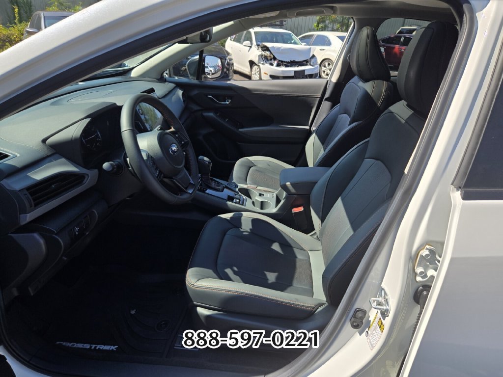 Used 2025 Subaru Crosstrek 2.5i Limited AWD/4WD image 10