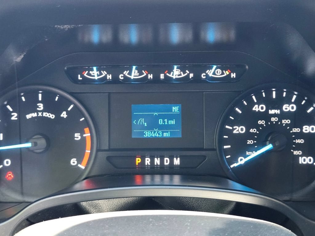 Used 2021 Ford F550 4x4 Regular Cab Super Duty image 25
