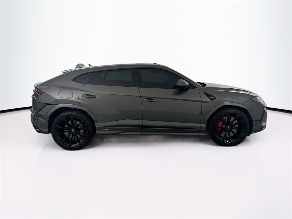 Used 2024 Lamborghini Urus S image 4