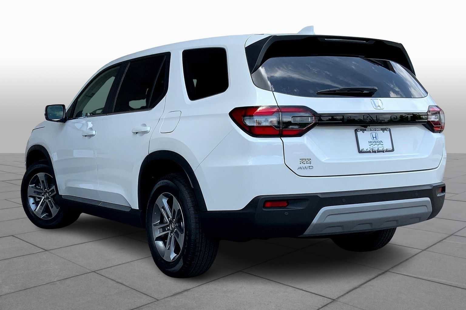 New 2025 Honda Pilot EX-L image 12