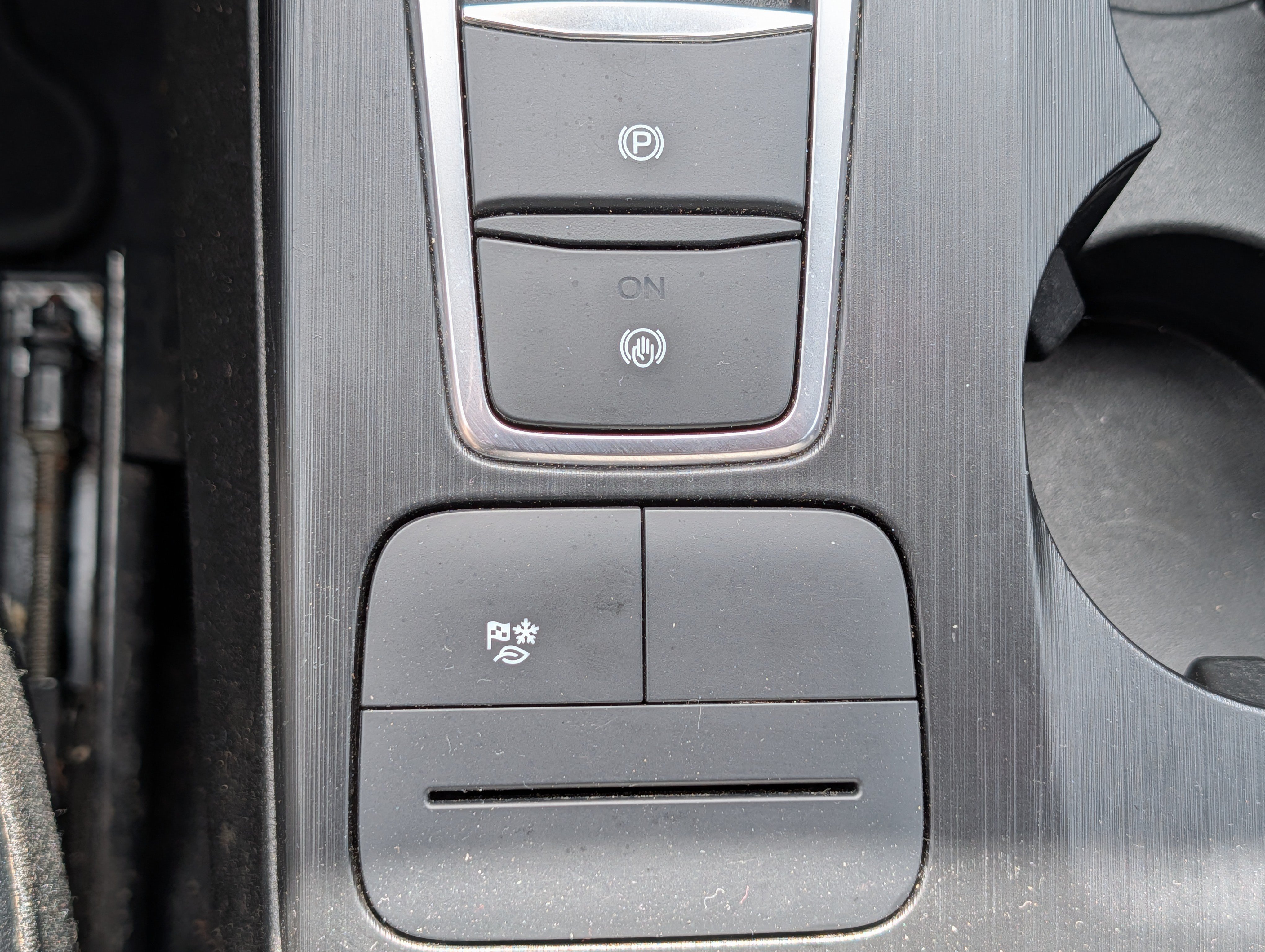 Used 2023 Ford Escape ST-Line Select AWD/4WD image 32