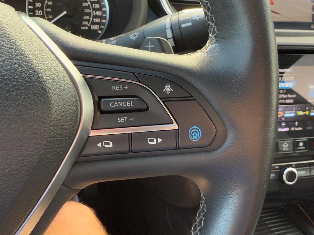 Used 2023 INFINITI QX55 Sensory image 18