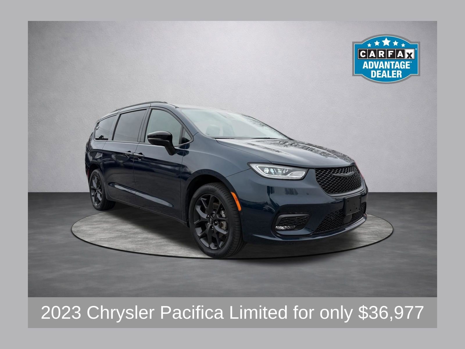 Used 2023 Chrysler Pacifica Limited w/ S Appearance Package