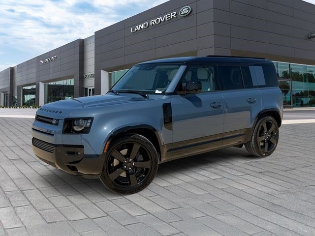 Used 2026 Land Rover Defender 110 X-Dynamic SE AWD/4WD image 1