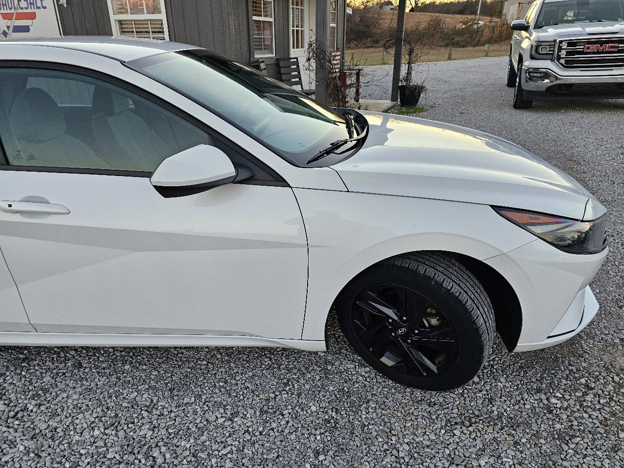 Used 2022 Hyundai Elantra SEL image 10