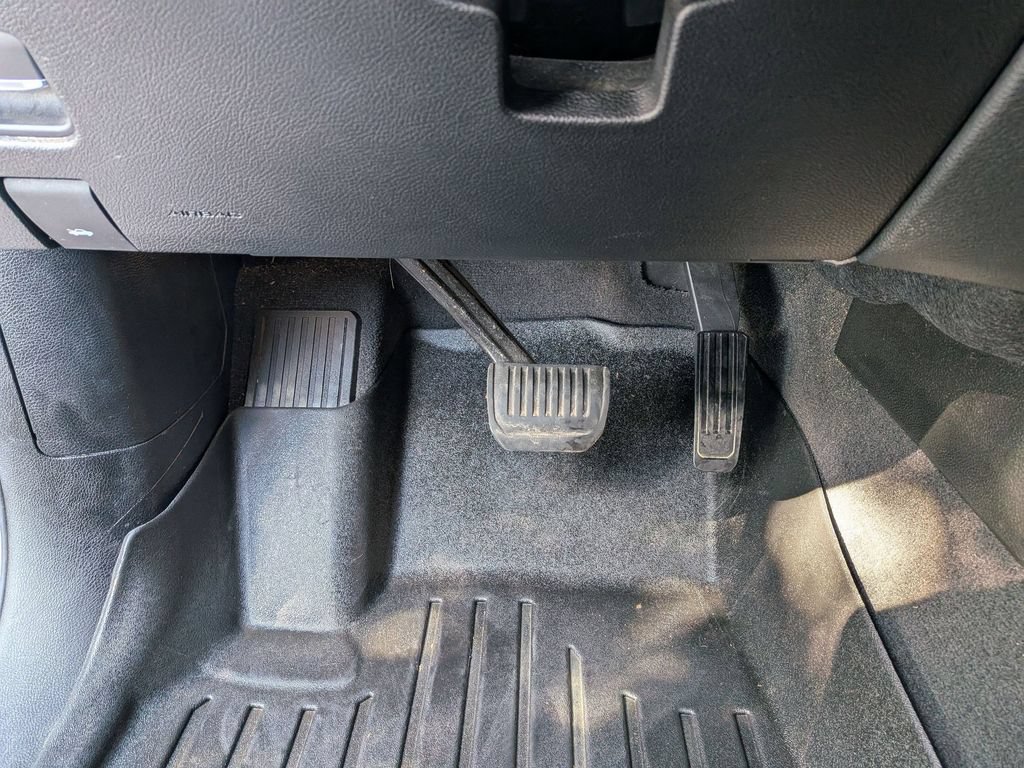 Used 2021 Jeep Grand Cherokee L Limited AWD/4WD image 16