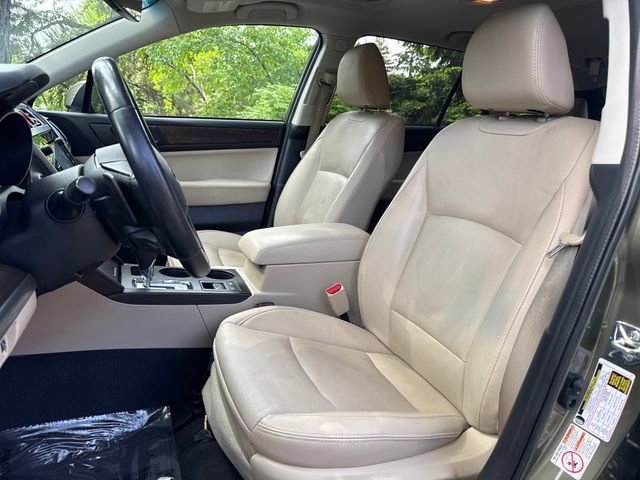 Used 2017 Subaru Outback 2.5i Limited AWD/4WD image 10