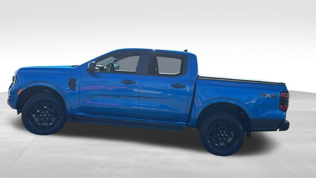 Used 2025 Ford Ranger XLT w/ Black Appearance Package image 4