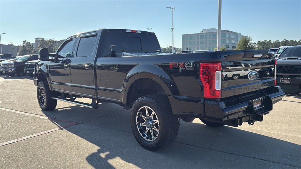 Used 2017 Ford F250 Lariat w/ FX4 Off-Road Package image 5