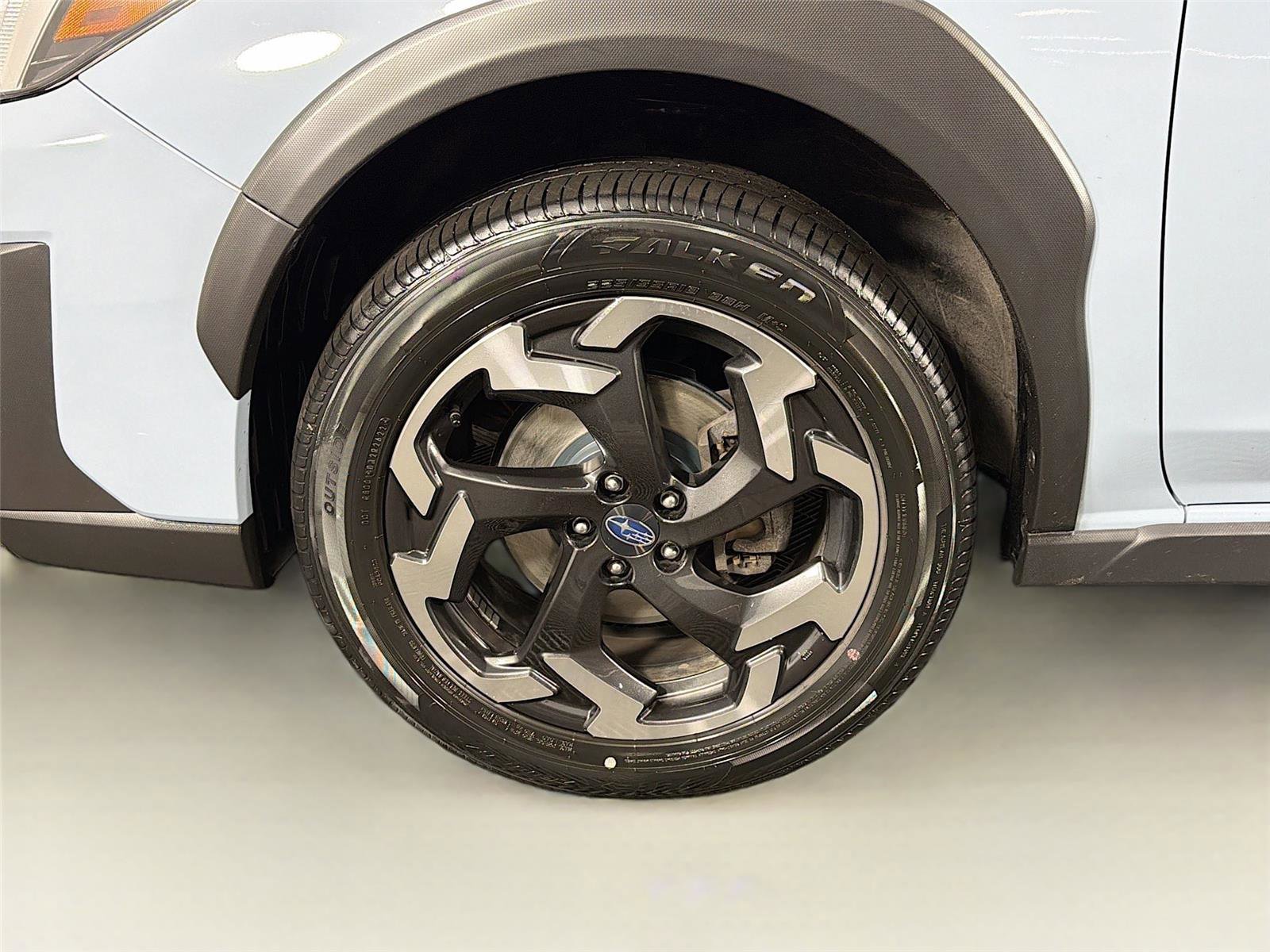 Used 2023 Subaru Crosstrek 2.5i Limited AWD/4WD image 31