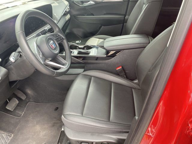 Used 2025 Buick Envision Preferred image 8