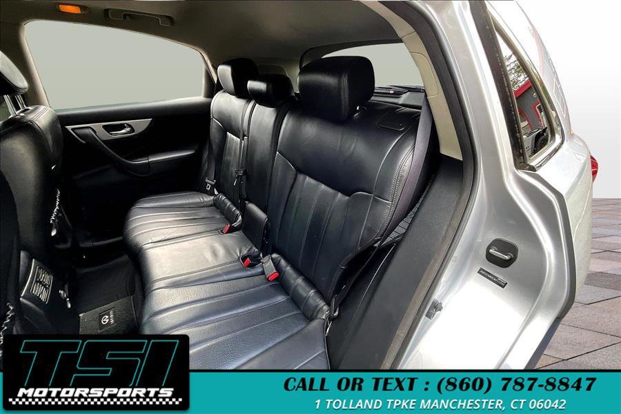 Used 2014 INFINITI QX70 AWD w/ Premium Package image 26