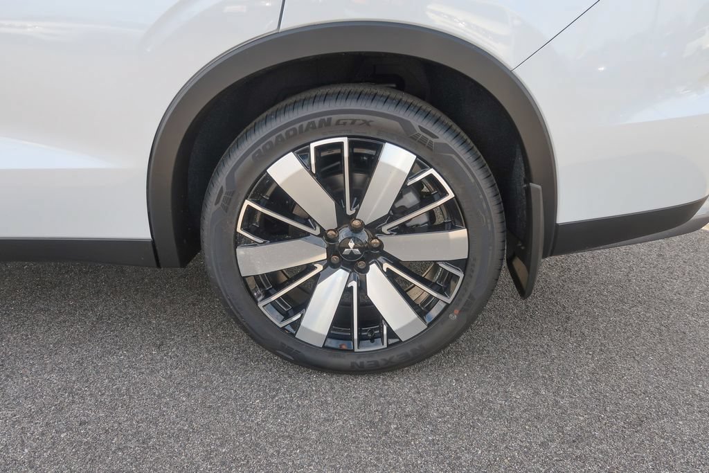 New 2025 Mitsubishi Outlander SE AWD/4WD image 15