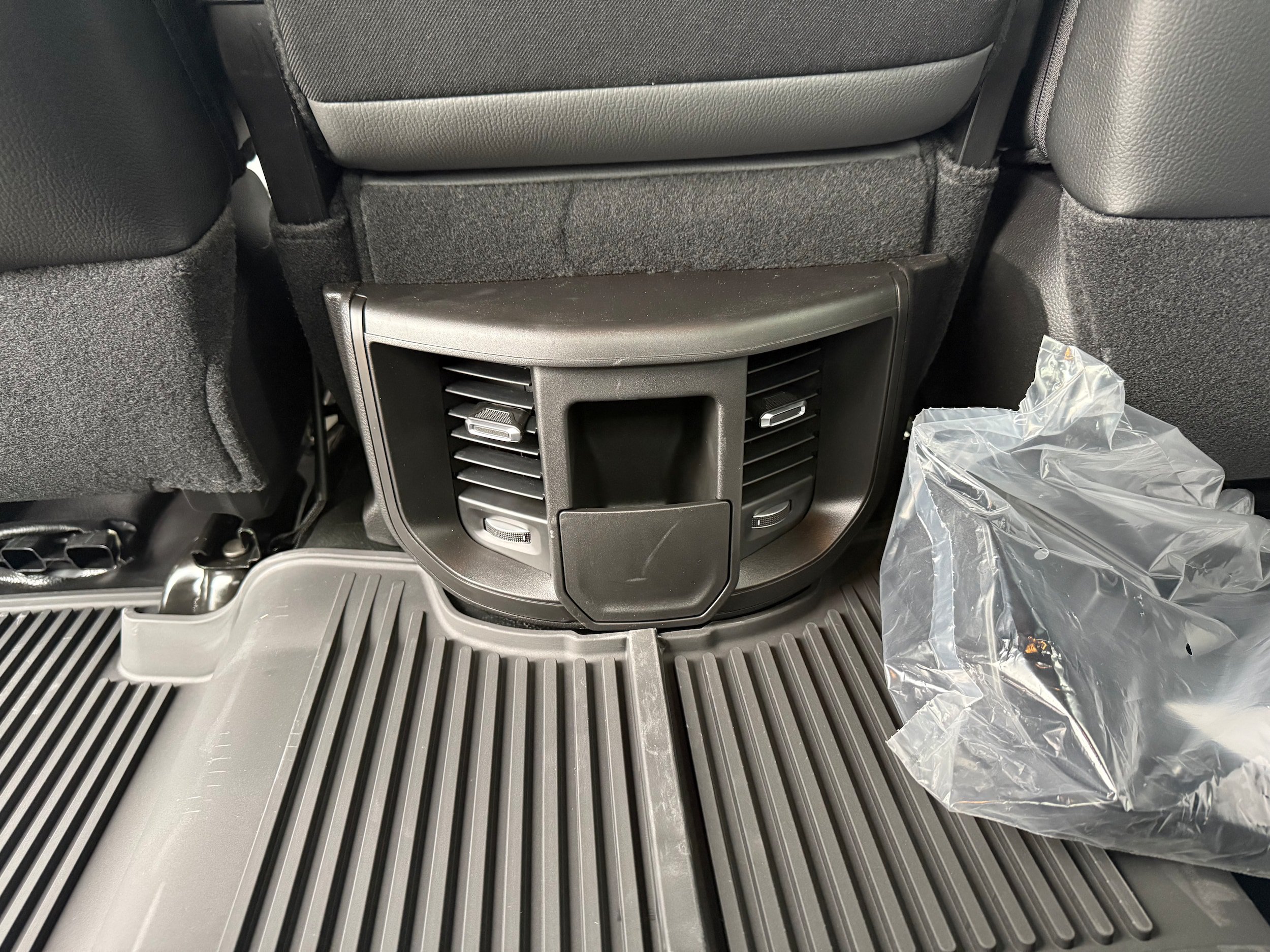 New 2026 RAM 2500 Tradesman AWD/4WD image 12