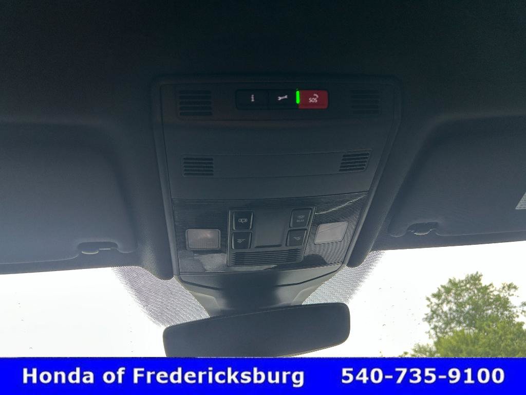 Used 2025 Volkswagen Jetta Sport FWD image 23