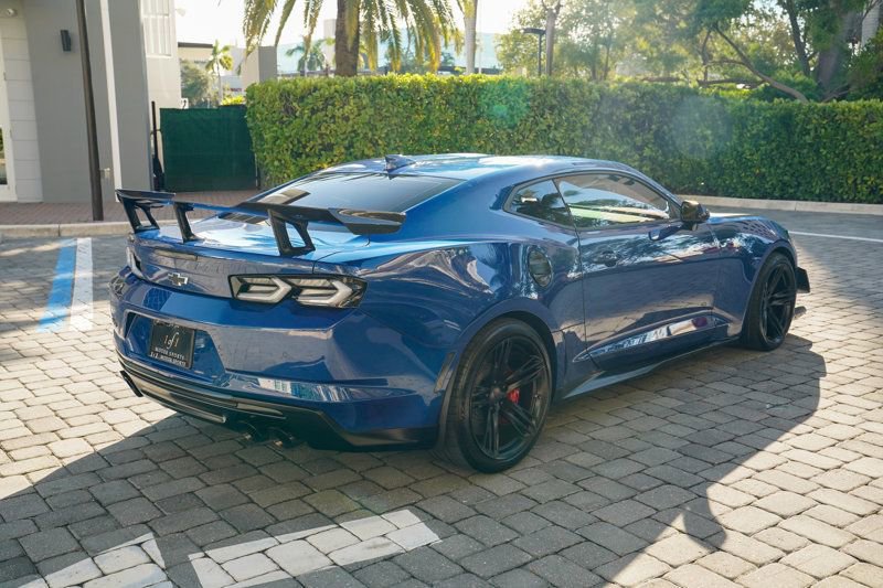 Used 2019 Chevrolet Camaro ZL1 image 28