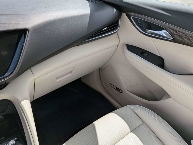 Used 2023 Buick Envision Avenir image 16