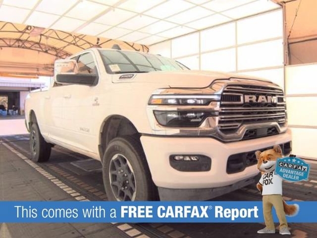 Used 2025 RAM 2500 Laramie AWD/4WD image 2
