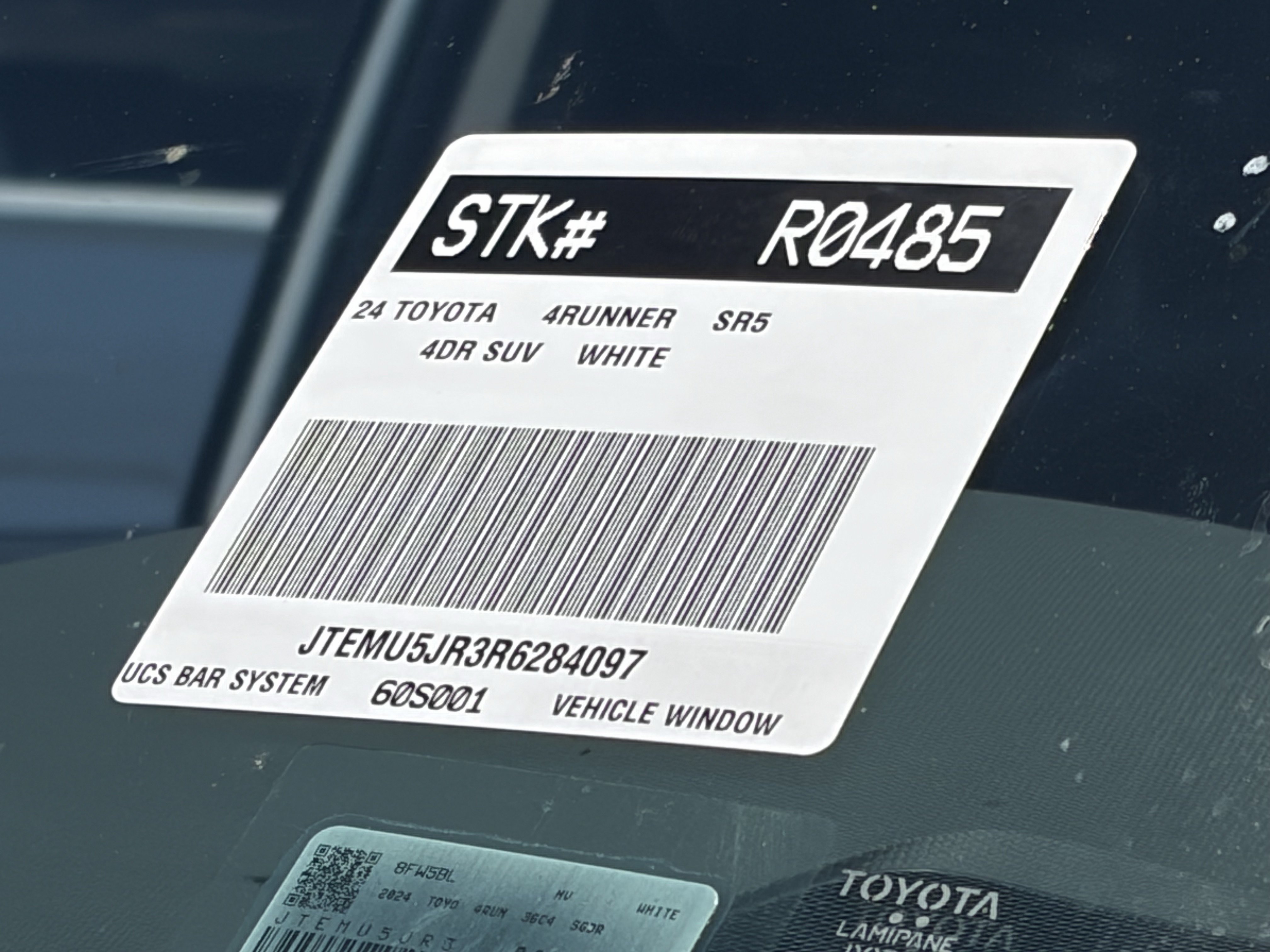Certified 2024 Toyota 4Runner SR5 AWD/4WD image 10