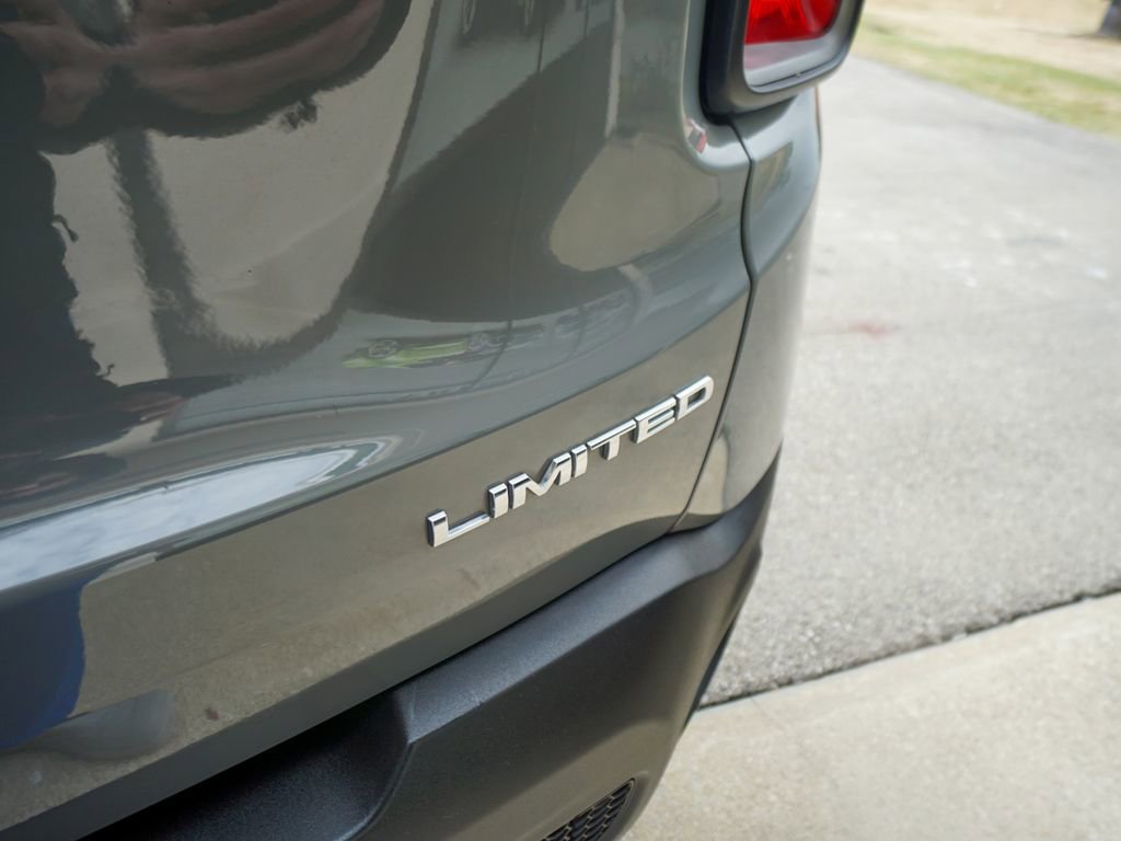 Used 2021 Jeep Renegade Limited image 10