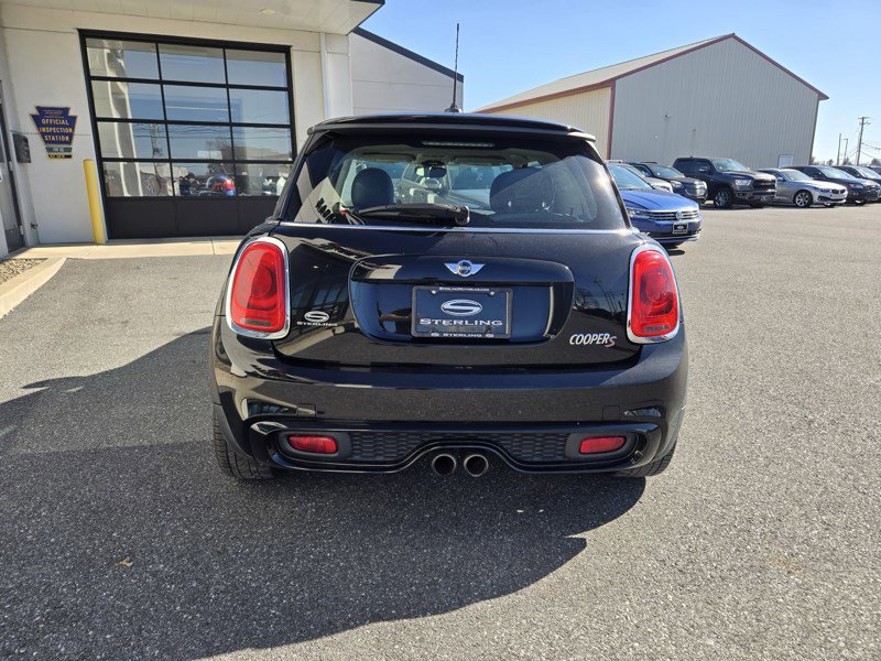 Used 2015 MINI Cooper S image 4