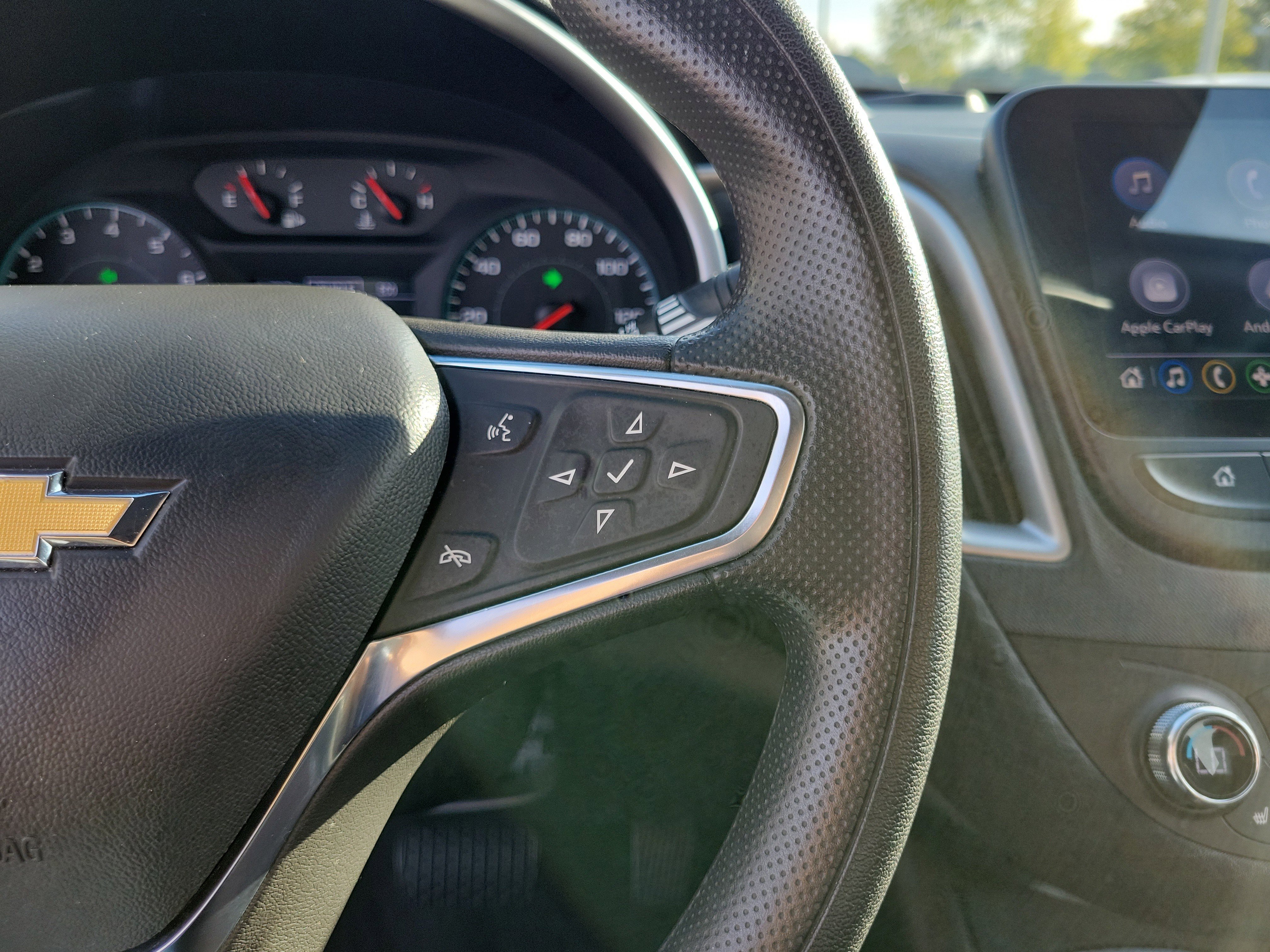 Used 2024 Chevrolet Malibu LT image 23