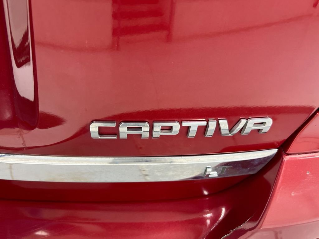 Used 2012 Chevrolet Captiva Sport LT FWD image 19