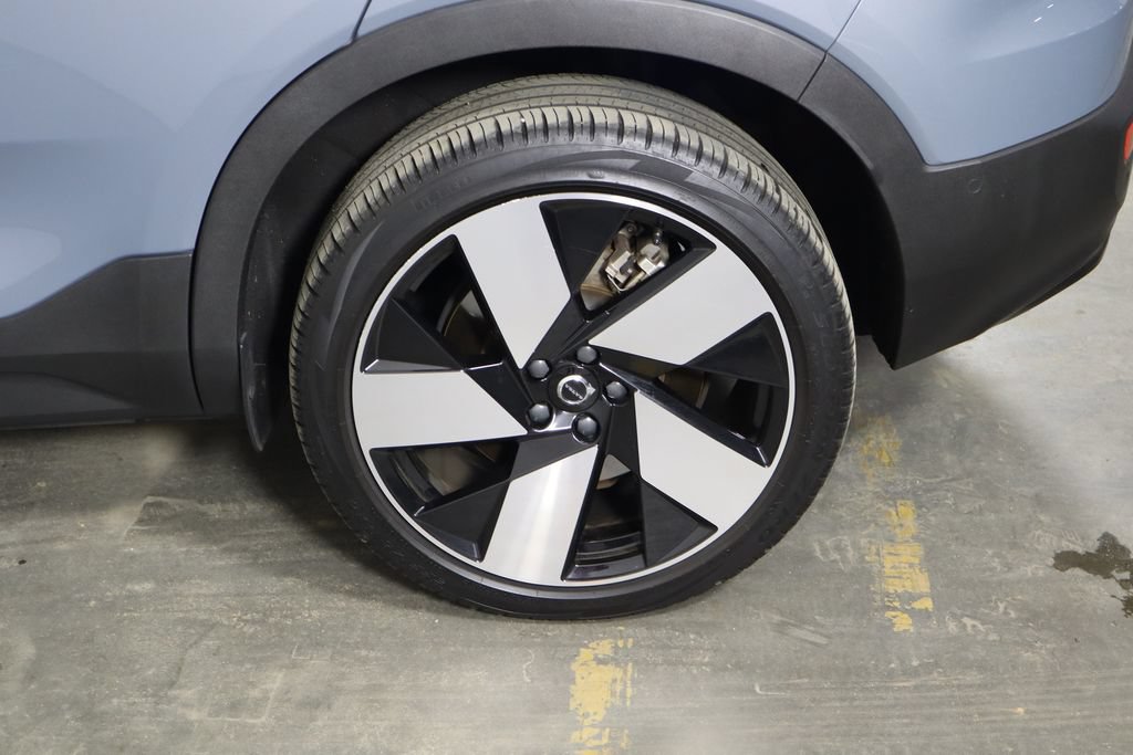 Used 2023 Volvo C40 P8 Recharge Ultimate AWD/4WD image 41