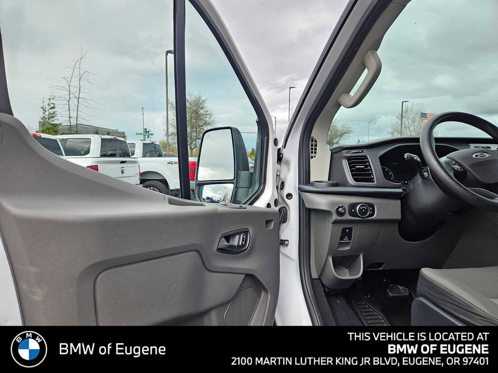 Used 2023 Ford Transit 350 XLT image 22