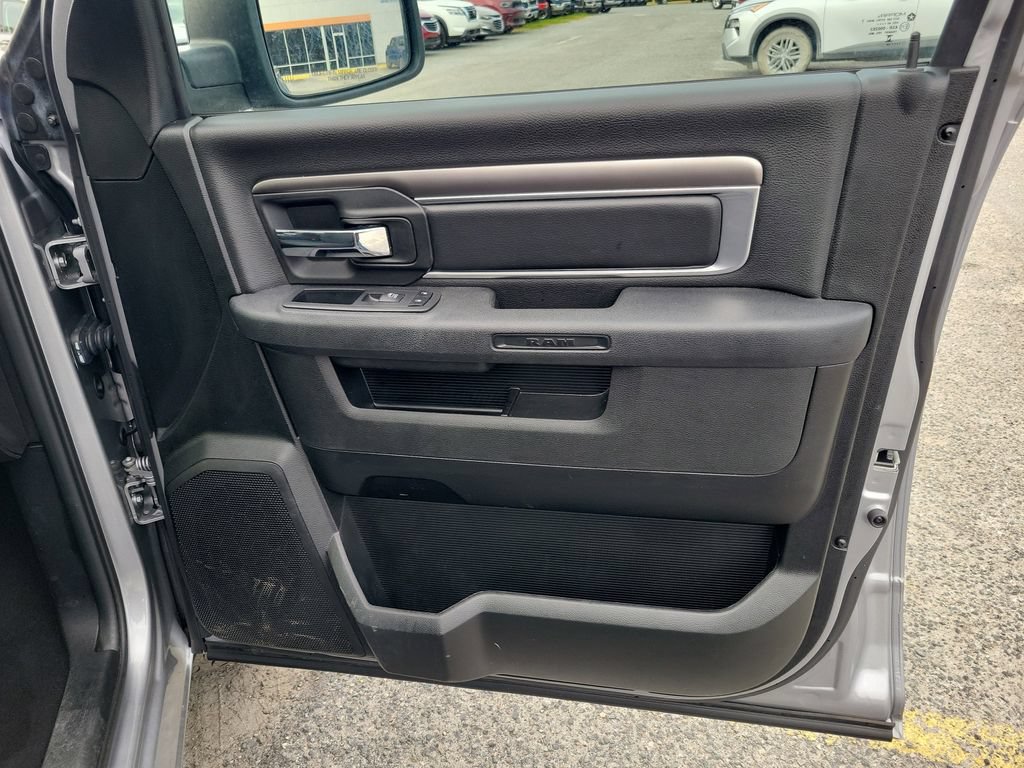 Used 2024 RAM 1500 Warlock RWD image 35