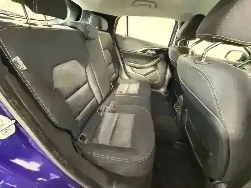 Used 2017 INFINITI QX30 FWD image 37