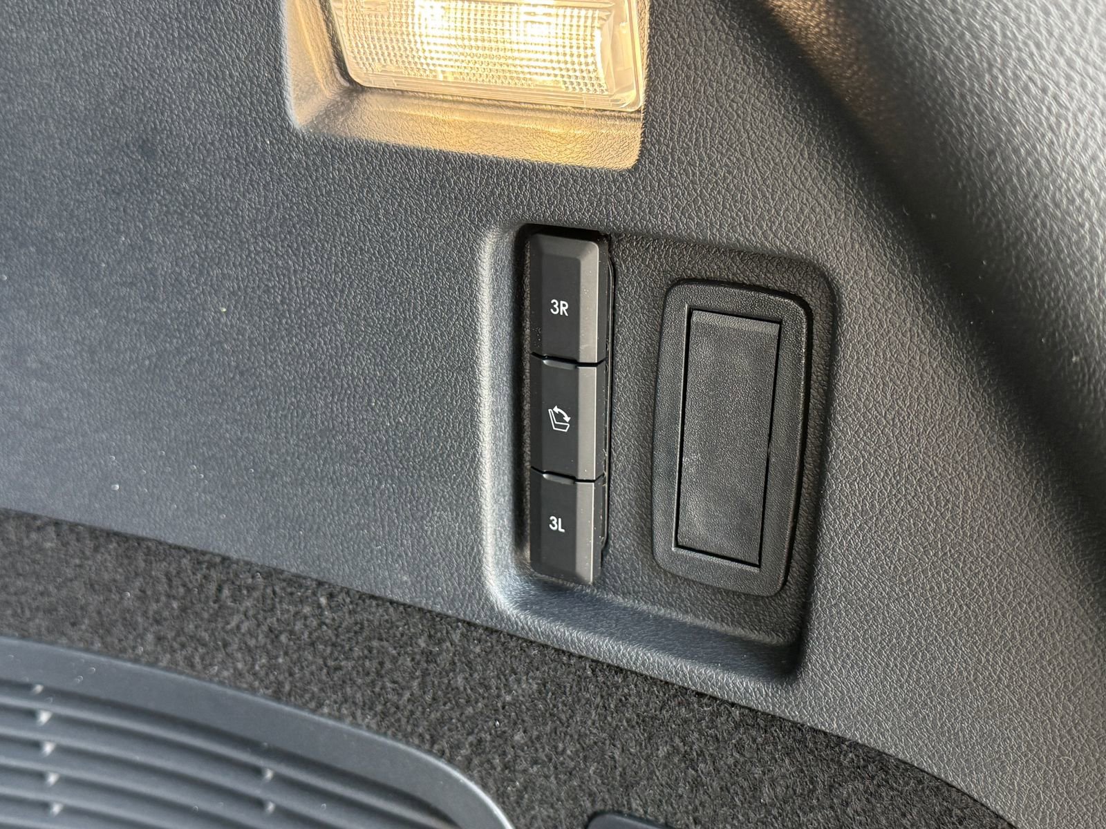 New 2026 Lincoln Aviator AWD image 20